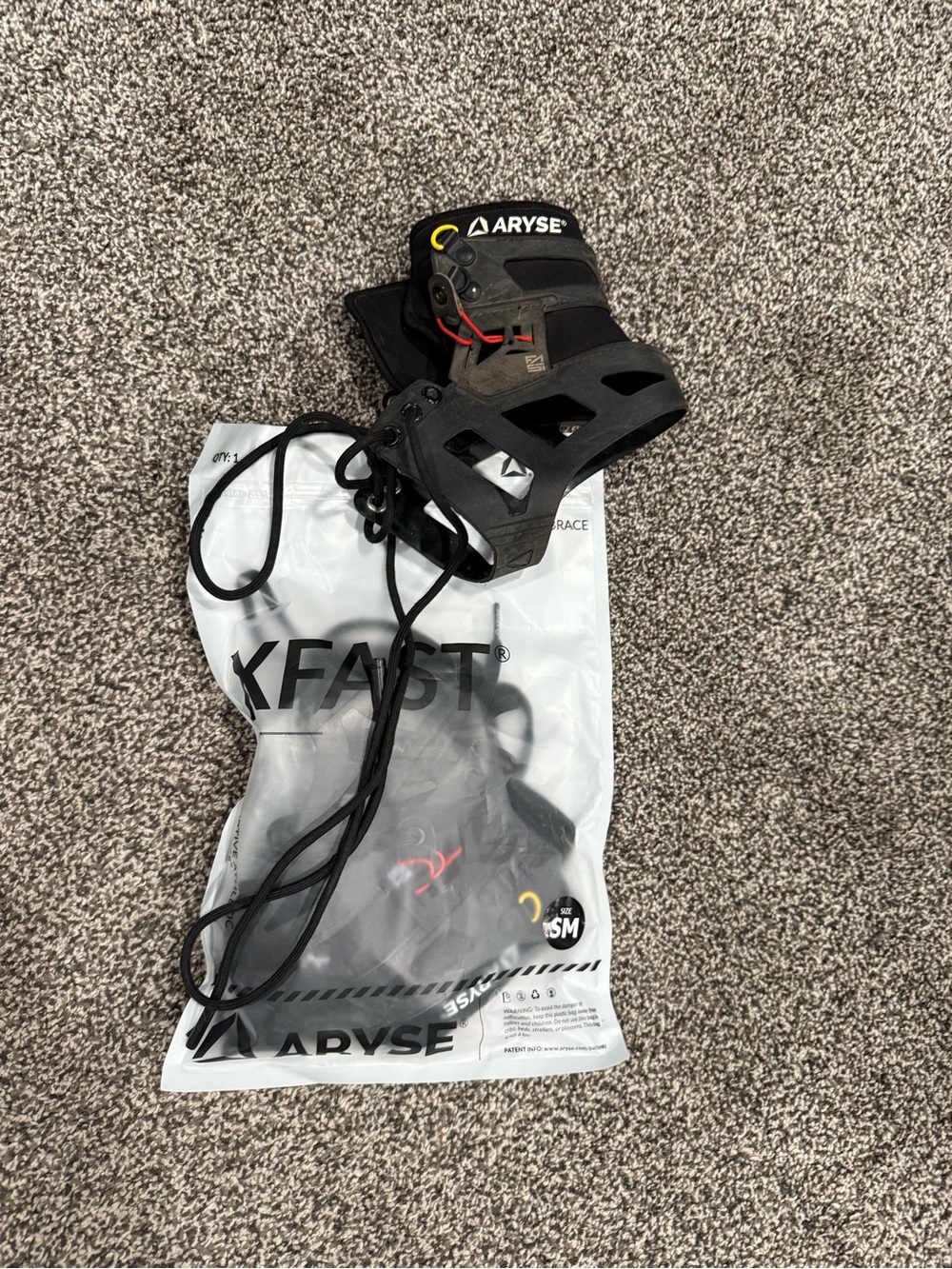 Aryse ankle braces for inside or outside of shoes/cleats